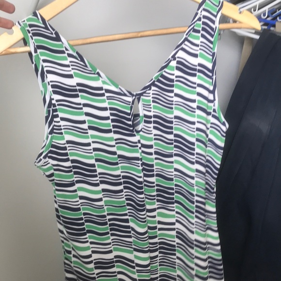 Banana republic Sleeveless shirt - Picture 3 of 6